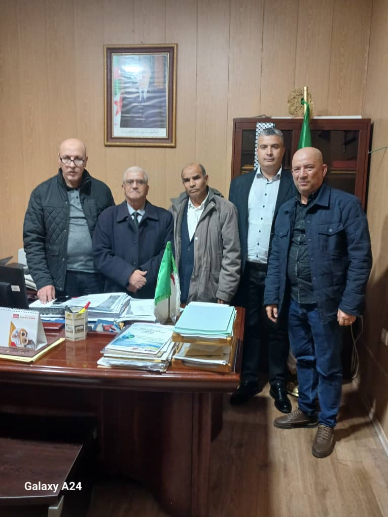 انجاز روبورتاج حول سيرة ومسيرة المجاهد الراحل اليمين زروال، الرئيس الأسبق للجمهورية الجزائرية الديمقراطية الشعبية